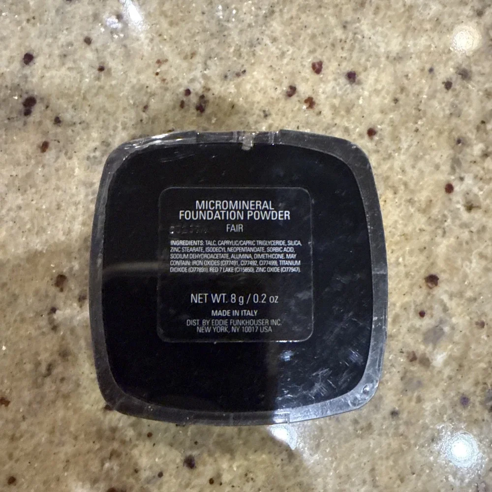 Eddie Funkhouser MicroMineral Foundation Powder Fair